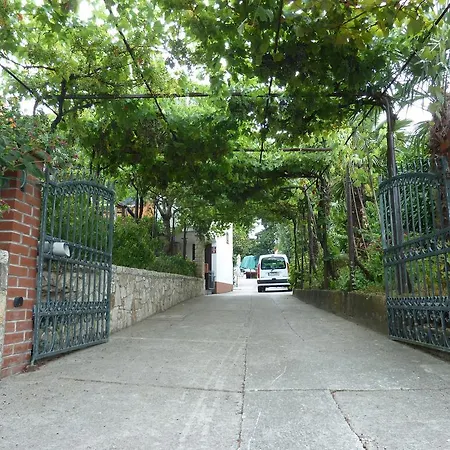 Apartma Marina *